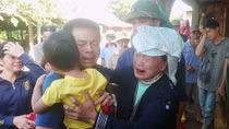 Phía sau một phiên tòa