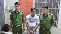 Bắt cán bộ đô thị và chủ thầu “bảo kê” xây nhà trái phép