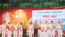 Nâng cao kỹ năng tuyên truyền, phố biến Nghị quyết 12 của Đảng