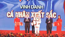 Trưởng Công an phường được tôn vinh tại chương trình "Vinh quang Việt Nam"