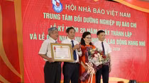 Nâng cao nghiệp vụ, đạo đức người làm báo