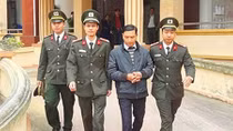 Khi cán bộ không là công bộc của dân