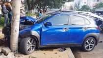 Xe điên tông liên hoàn, 5 người bị thương