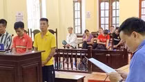 3 đối tượng hành hung nhân viên hàng không lĩnh 92 tháng tù