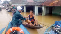 Nhặt chuyện ngày lũ