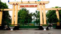 Tìm tung tích nạn nhân chết trước cổng Công viên Nghĩa Đô