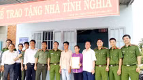 Đón xuân trong căn nhà mới đầy nghĩa tình