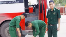 Ngăn chặn nhiều vụ thực phẩm bẩn đã phân hủy từ biên giới