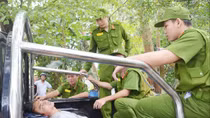 Khống chế đối tượng có hung khí chém người tử vong