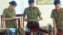 Mua bán "hàng nóng" qua mạng xã hội