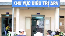 Hỗ trợ mua BHYT cho 100% bệnh nhân mắc HIV/AIDS điều trị ARV