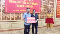 Công ty Phượng Hoàng hỗ trợ người dân huyện Mộc Châu 1 tỷ đồng khắc phục hậu quả thiên tai