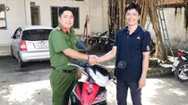 Công nhân nghèo vui mừng nhận lại tài sản bị trộm