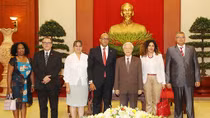 Tổng Bí thư Nguyễn Phú Trọng tiếp Đại sứ Cộng hòa Cuba