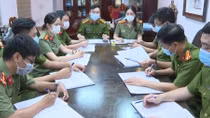 300 cảnh sát đánh sập 4 sàn giao dịch vàng, tiền ảo như thế nào?