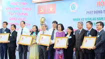 Vinh danh các thầy thuốc có nhiều đóng góp Vì sức khỏe nhân dân 