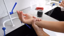 Thêm nhiều trường đại học cho học sinh nghỉ học