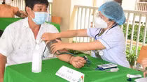 TP Hồ Chí Minh: Trong 2 tuần phấn đấu tiêm hết 930.000 liều vaccine