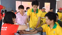 Giọt máu hồng chia sẻ yêu thương