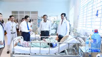 Không phải đi xa, bệnh viện quận đã có dịch vụ y tế kĩ thuật cao