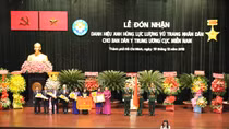 Ban Dân Y Trung ương cục miền Nam đón nhận danh hiệu Anh hùng Lực lượng Vũ trang Nhân dân