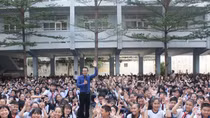 Tuyên truyền tấm gương dũng cảm của 5 "hiệp sĩ đường phố" bắt cướp