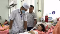 Nghẹt thở cứu 2 mẹ con sản phụ trong tình trạng... ngừng tim, "ướp lạnh" cơ thể