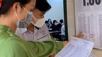 TP Hồ Chí Minh: Trả hồ sơ lớp 12 tại nhà cho thí sinh thi đợt 1