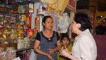 Ra quân kiểm tra các hộ kinh doanh mặt hàng thực phẩm Tết
