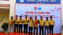 Những chuyến xe đong đầy mùa Xuân