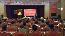 Huấn luyện kỹ năng bơi cứu nạn, cứu hộ cho Công an khu vực phía Bắc