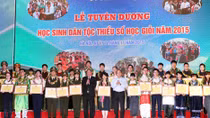 Tuyên dương 122 học sinh giỏi dân tộc thiểu số