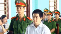 Sơ thẩm xét xử trùm ma túy Tàng Keangnam và đồng phạm