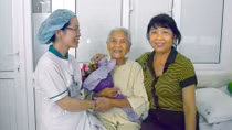Cụ bà 90 tuổi trở về từ... cõi chết