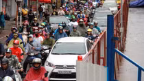 Nhiều giải pháp đồng bộ giảm ùn tắc giao thông ở Hà Nội