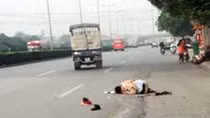 Lái xe tải đâm CSGT kéo lê 20m đã ra đầu thú