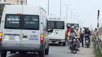 Yêu cầu tăng cường xử lý “xe dù, bến cóc” dịp cuối năm