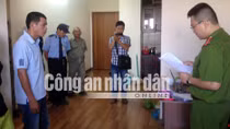  Triệt phá ổ nhóm nghe lén điện thoại của 'những người ngoại tình'