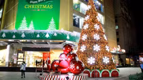 Không khí Noel tràn ngập phố phường Hà Nội