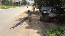 Lấn chiếm hành lang an toàn giao thông trên QL21B