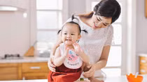 Hé lộ nhật ký làm mẹ đầy xúc động của Maya