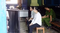 Cán bộ xóa đói giảm nghèo làm giả hồ sơ để tham ô