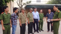 Lặng lẽ những bước chân