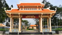 “Tiến sĩ” hay “lùi sĩ”