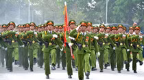 Hiếu trung rực rỡ bảy mươi xuân