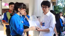 Vì sao nhiều trường đại học lớn nhận hồ sơ xét tuyển bằng điểm sàn?
