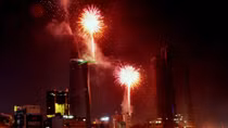 Chào đón thời khắc chuyển giao năm mới 2015