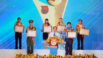 Tuyên dương Công dân trẻ tiêu biểu TP HCM năm 2014