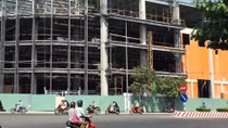 Rơi từ công trình xây dựng, một công nhân tử vong