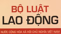 Nữ sĩ quan cấp tướng được kéo dài tuổi hưu đến 60